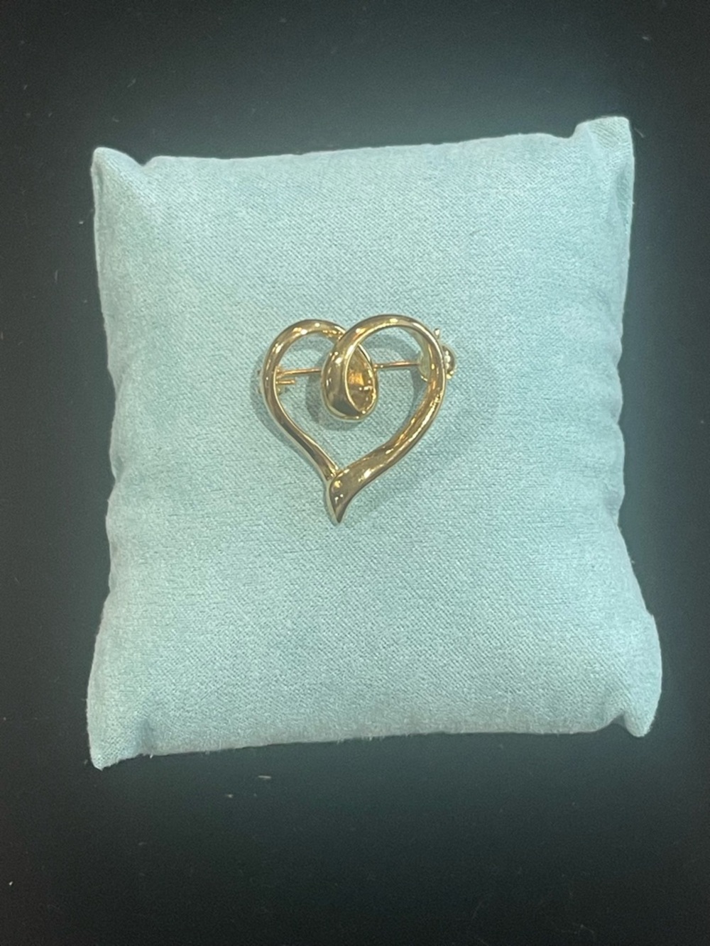 Gold Heart-Shaped Brooch Pin - Classic Womens Jewelry